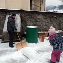 20160103 115000  ...und in Frankenfels wurden die Schneemassen weggeräumt... :-)